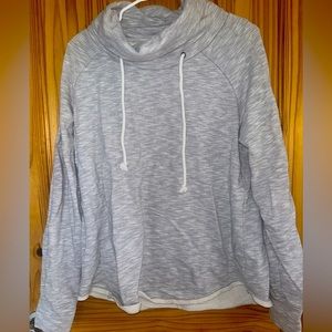 Turtle necked sweat shirt